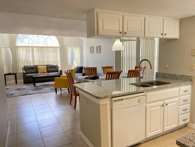 Building Photo - 5012 Laguna Bay Cir