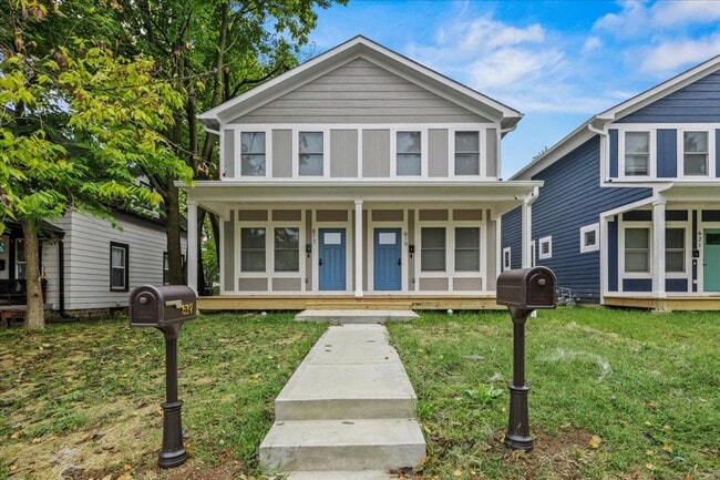 Photo - 619-619 W 39th St Apartment