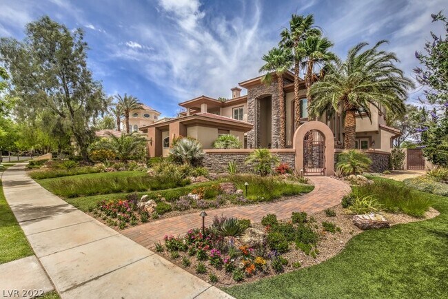 Building Photo - 712 Canyon Greens Dr