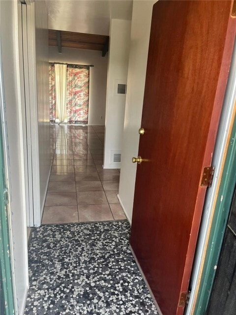 Foto del edificio - 287 N Oak St