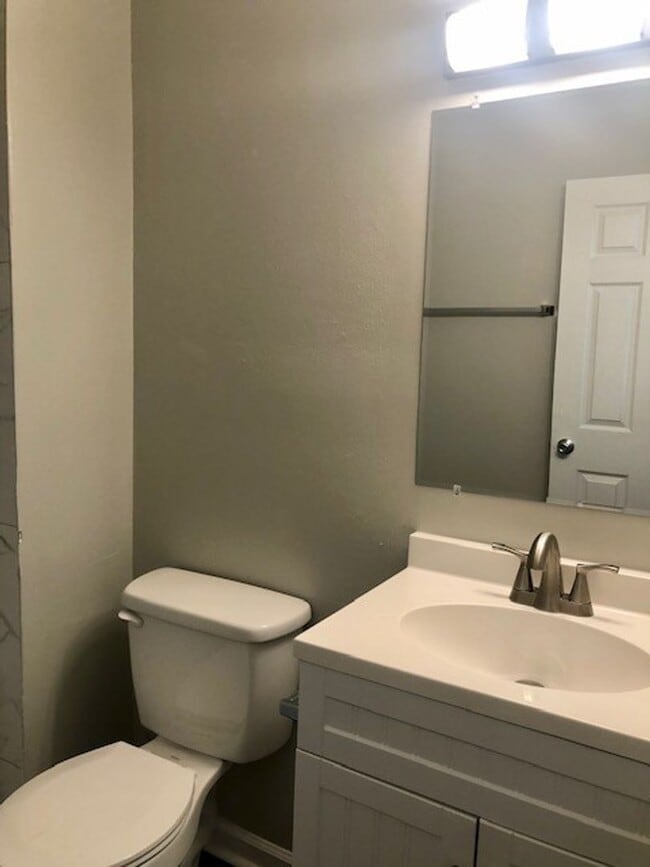 Interior Photo - Allison Heights