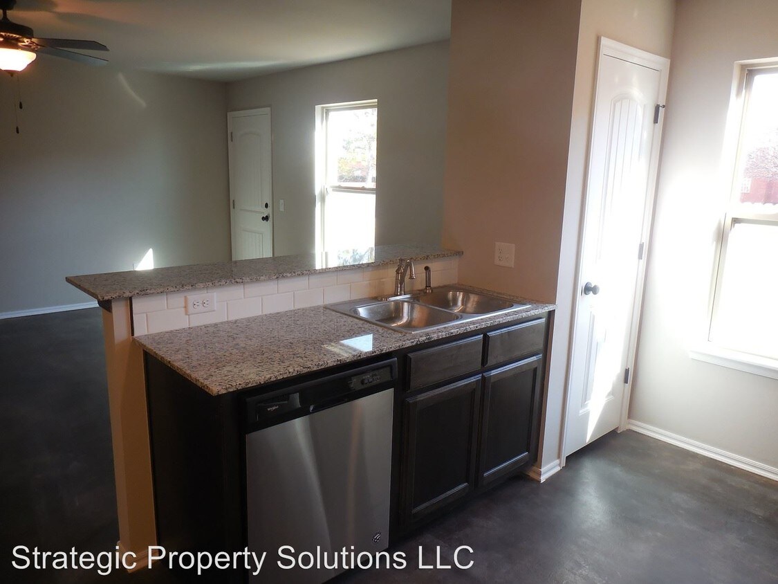 Foto principal - 118 NE 23rd St