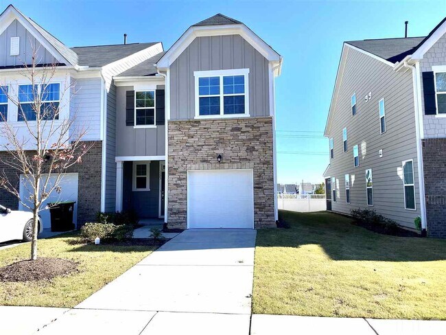 Building Photo - 1125 Little Gem Ln