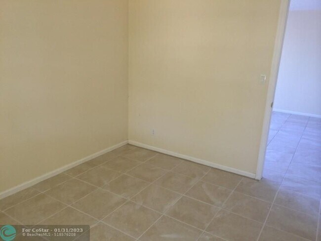 Building Photo - 7361 W Sunrise Blvd