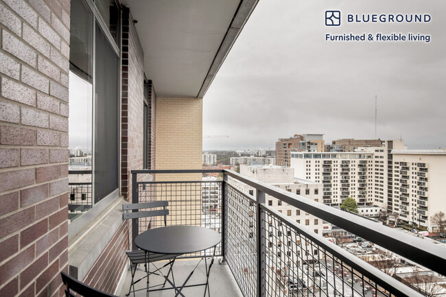 Foto del edificio - 4918 St Elmo Ave