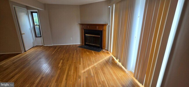 Foto del edificio - 5870 Chipwood Ct