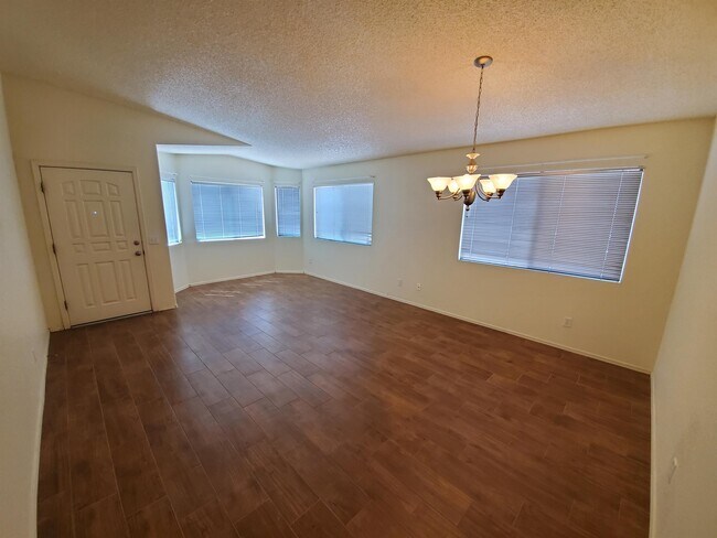 Foto del edificio - 3428 W Courtney Crossing Ln