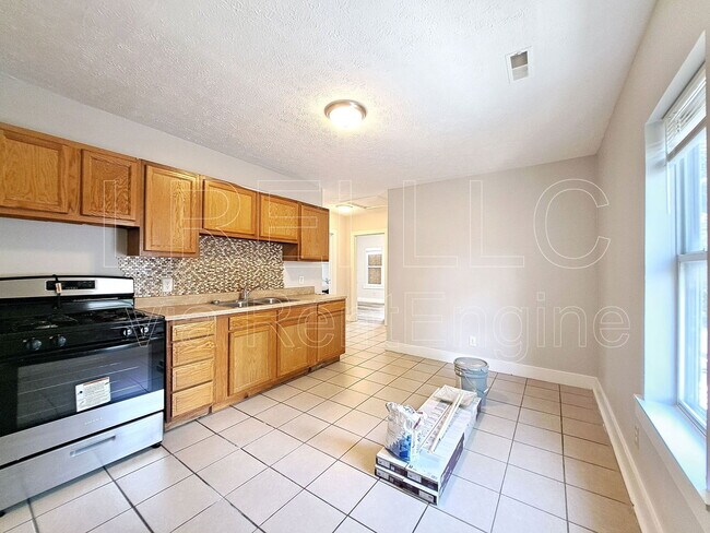 Foto del edificio - 310 S 28th St