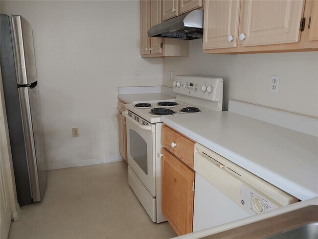 Foto del edificio - 1949 Summer Club Dr