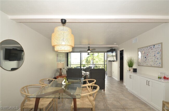 Foto del edificio - 271 Southbay Dr