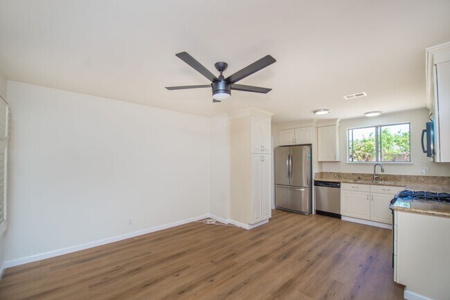Building Photo - 968 Paularino Costa Mesa