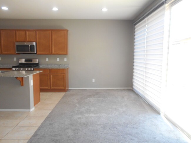 Foto del edificio - Charming 3 Bedroom Home Available!