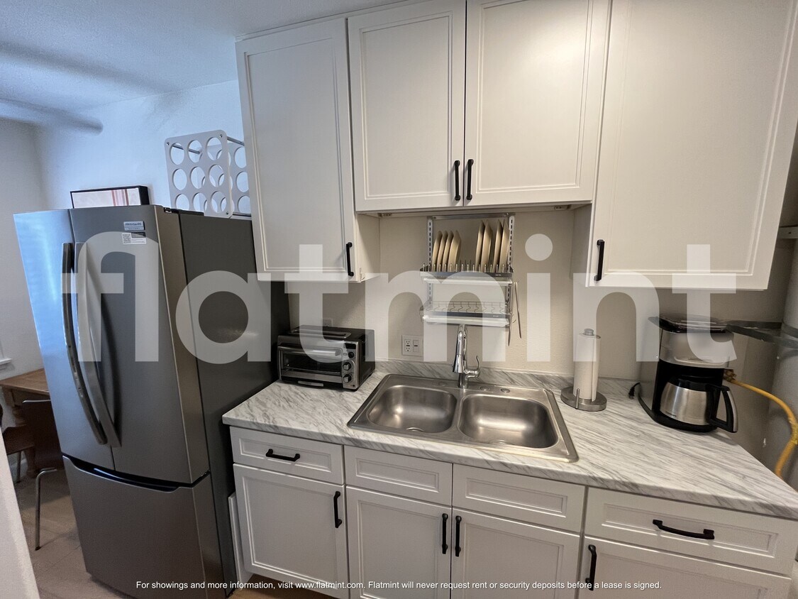 Foto principal - 1934 E Washington Blvd