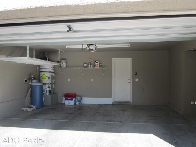 Building Photo - 3 br, 2.5 bath House - 8722 Brindisi Park ...