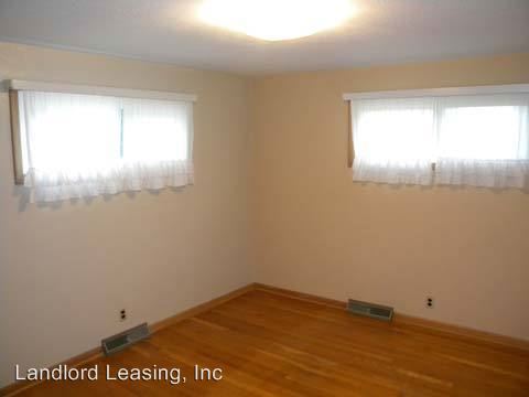 Building Photo - 5158 Edgewater Dr