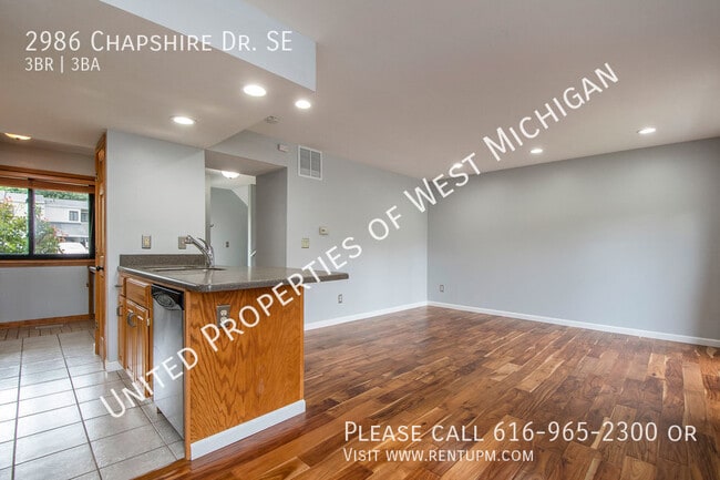 Building Photo - Available Now | 3 Bedroom 3 Bath Townhome ...