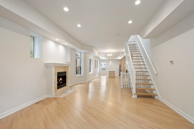 Foto del edificio - 6505 S Woodlawn Ave