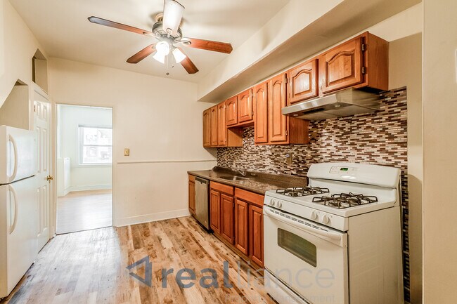 Foto del edificio - 115 16th St SE