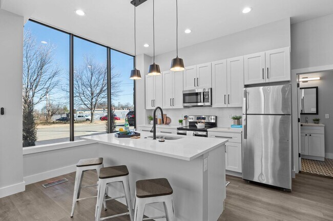 Foto del edificio - 6012 Southwest Ave