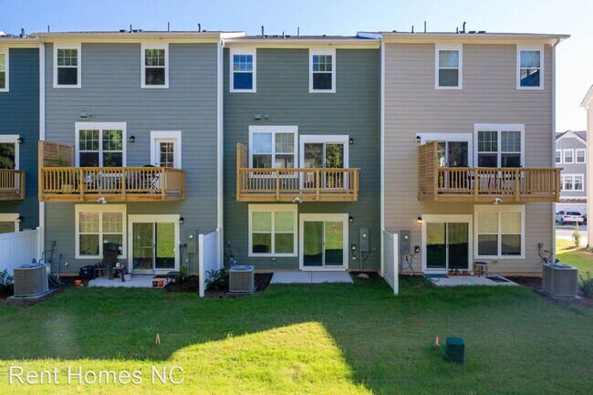 Building Photo - 3 br, 3.5 bath House - 2838 Hunter Woods Dr