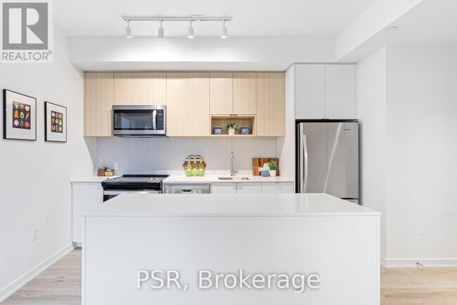 Building Photo - 4365 Bloor St W