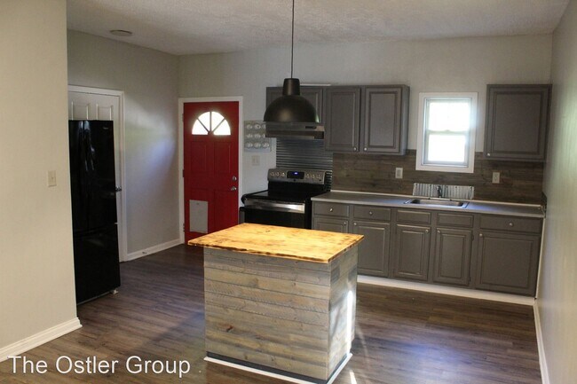 Foto del edificio - 2 br, 1.5 bath House - 1241 N. Tremont St