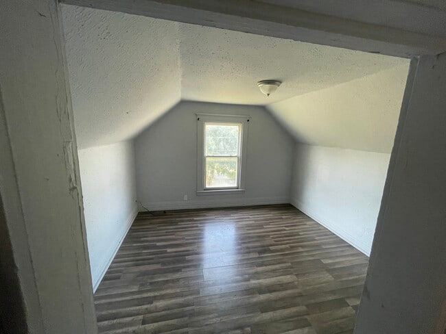 Building Photo - 1636 Milburn Ave