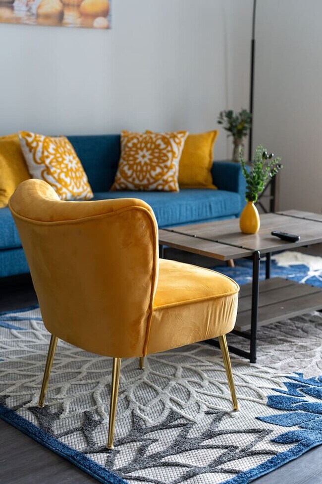 Building Photo - 5842 Leisure Ln