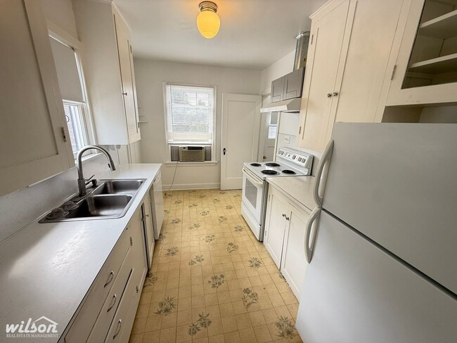 Foto del edificio - 1522 Browne Ave
