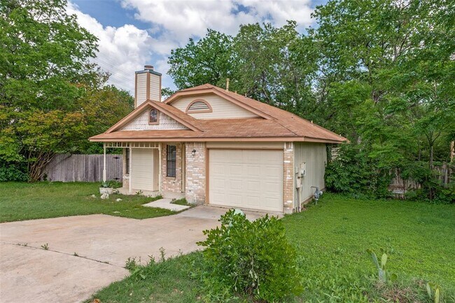 Building Photo - 1121 Peggotty Pl