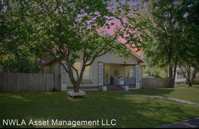 Building Photo - 3 br, 2 bath House - 2304 Highland Ave