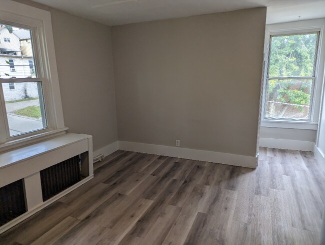 Building Photo - 1259 Argonne Dr