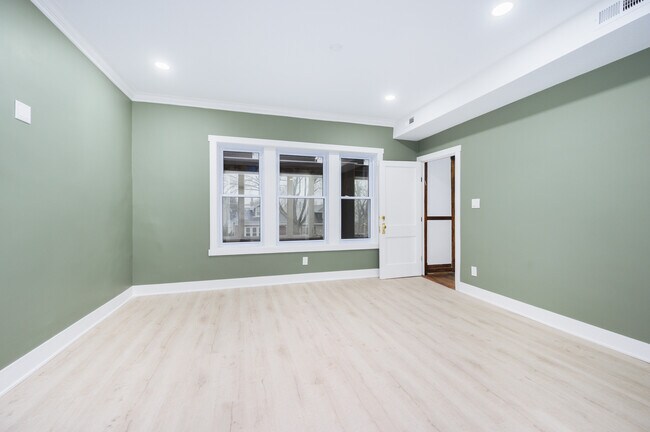 front entrance - 6326 W Hyacinth St