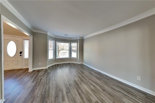 Building Photo - 2101 Chatou Pl