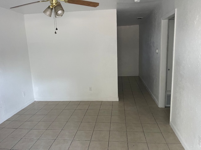 Foto del edificio - 1015 N 14th St