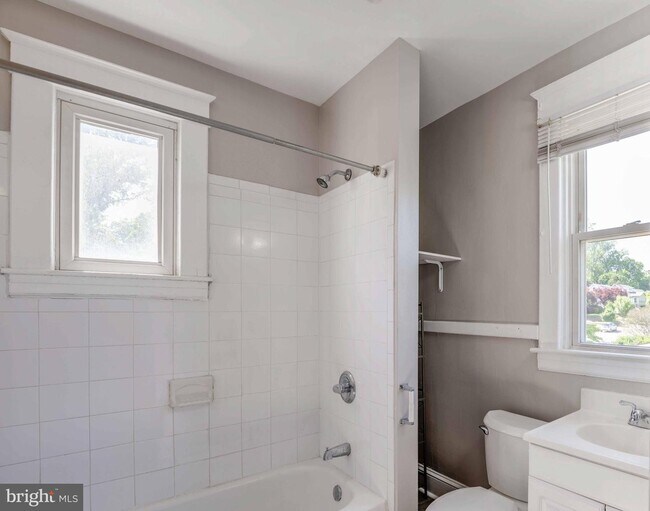 Foto del edificio - 63 N Prospect Ave #1