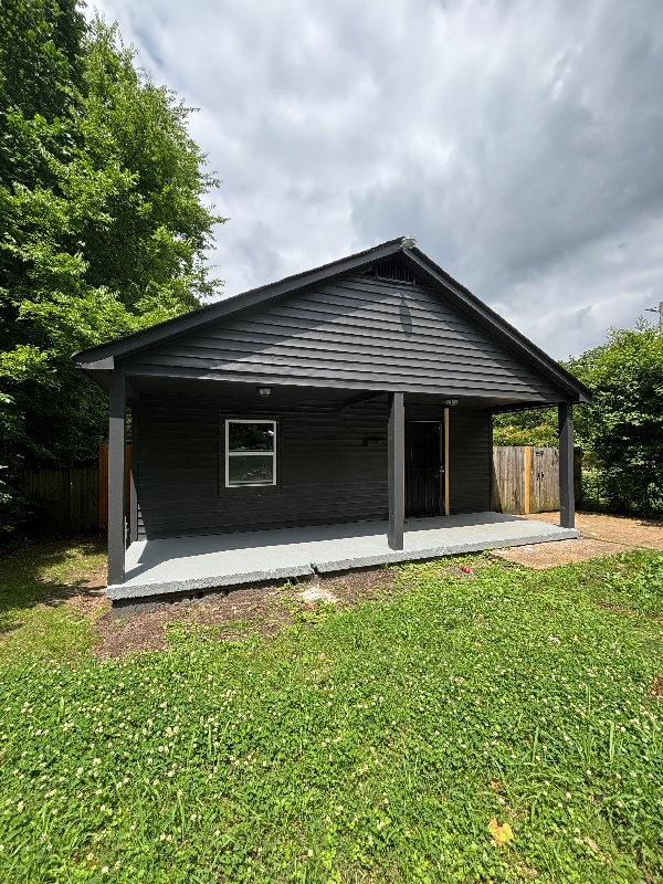 Photo - 823 Haynes St