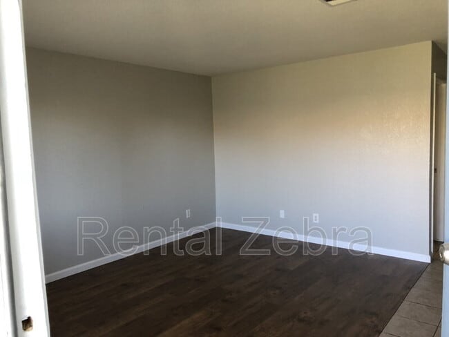 Foto del edificio - 920 Vermont Ave