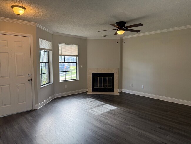 Foto del edificio - 2/2 Town Home in Casselberry