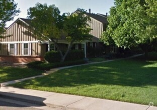 Building Photo - 8661 E Amherst Dr