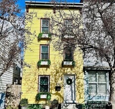 Building Photo - 232 Verbeke St