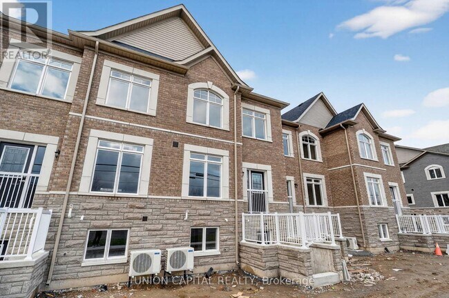 Building Photo - 181 Seguin St