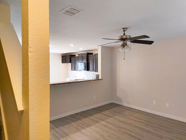 Building Photo - Charming 3BR House in Fort Worth