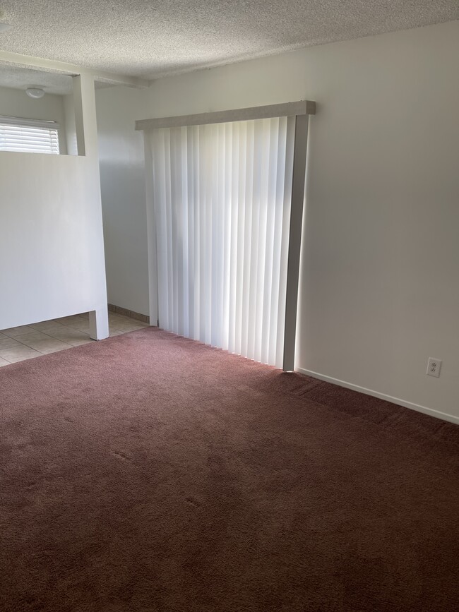 Bedroom - 2112 Clyde Ave