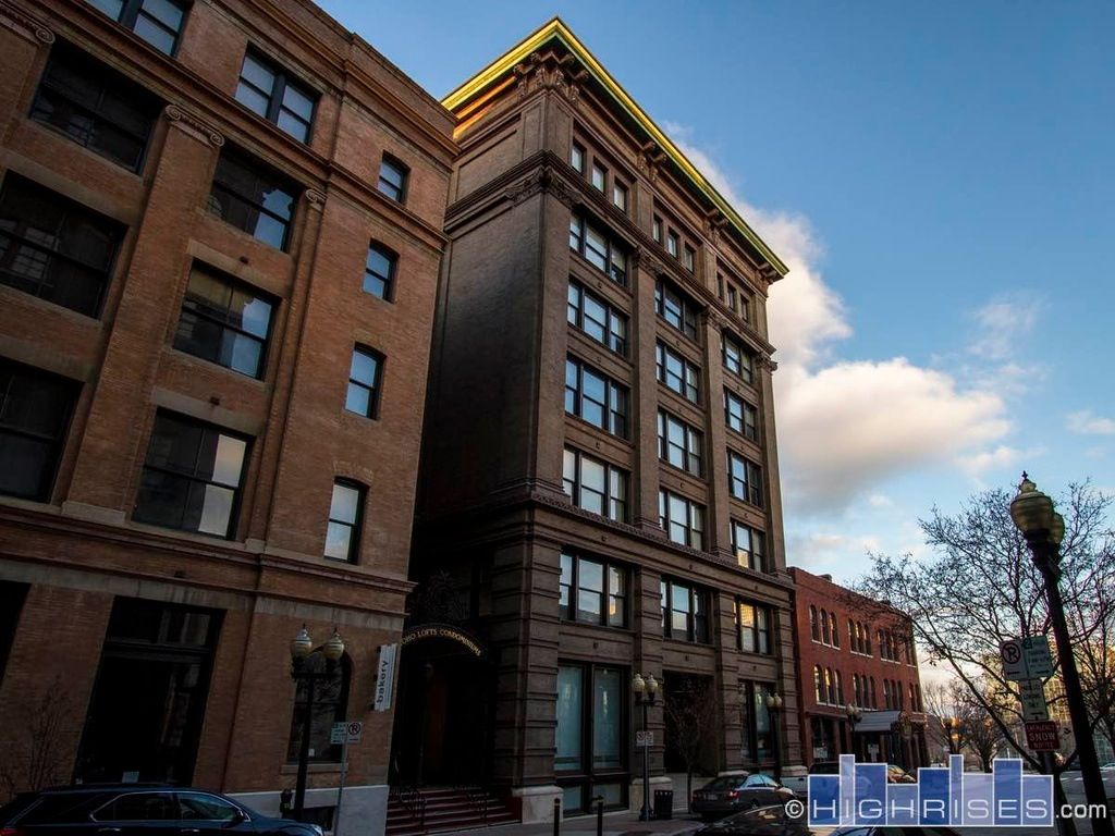 Foto principal - 308 W 8th St