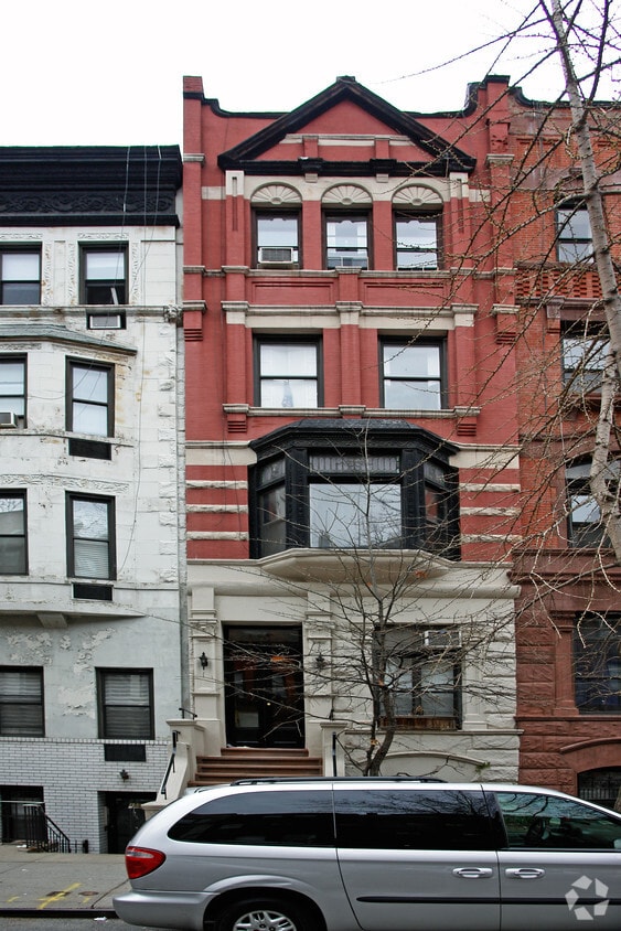 Primary Photo - 153 W 76th St