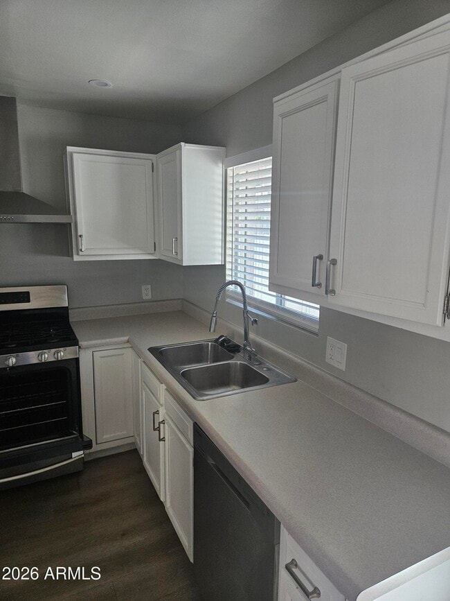 Foto del edificio - 521 W Maryland Ave