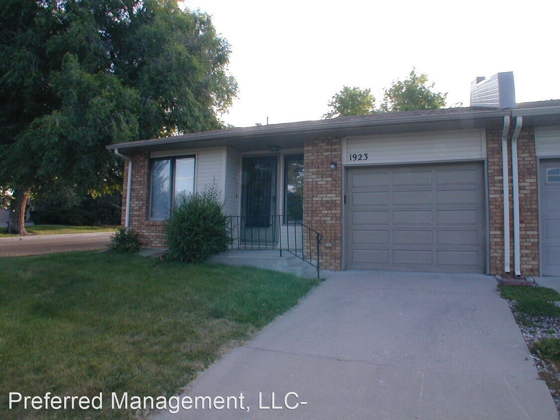 Primary Photo - 4 br, 3 bath House - 1923 Alexander Ave.