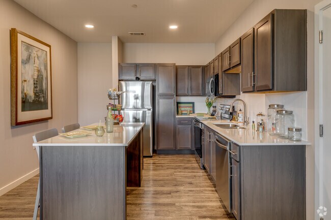 1BR, 1BA-839SF - Liberty Creek Village