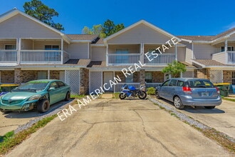 Building Photo - 5 Chatelaine Cir SE